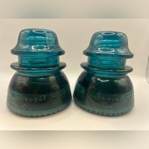 Vintage Aqua Glass Electric Insulator Pair Hemingrey 42